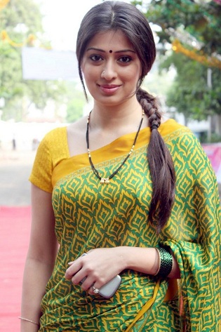 Makyajsız Lakshmi Rai 2