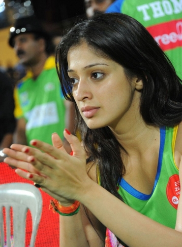 Makyajsız Lakshmi Rai 7