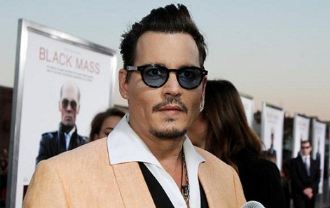 Johnny Depp makyajsız 10