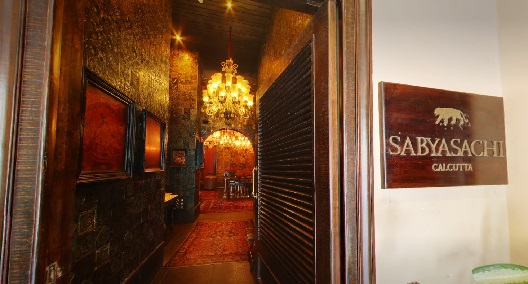 „Sabyasachi Boutique Mumbajus“