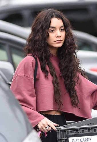 Vanessa Hudgens be makiažo 3