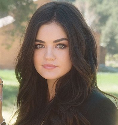 Lucy Hale be makiažo 7