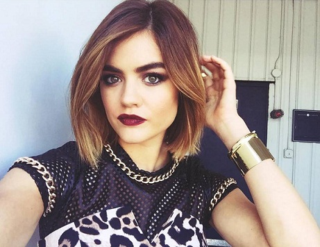 Lucy Hale be makiažo 10