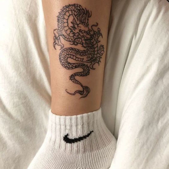 Drakono tatuiruotės dizainas 8
