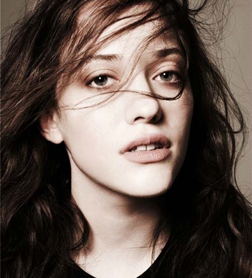 Kat Dennings be makiažo 2