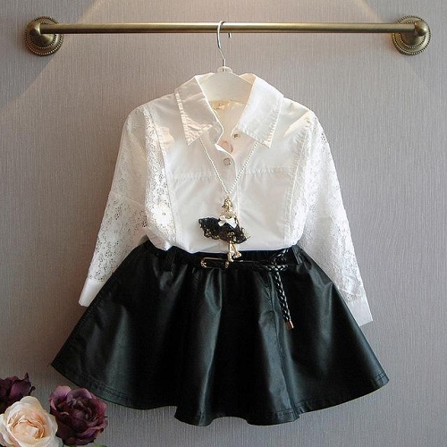 Juoda ir balta trumpa Frock