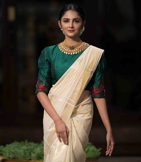 Yeşil Bluzlu Kerala Saree