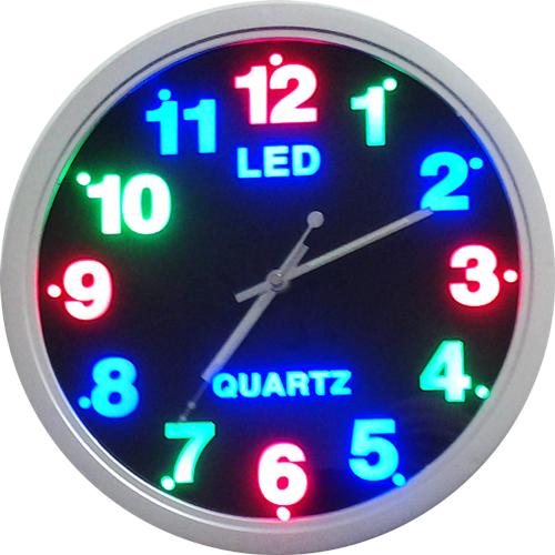 Modernus kvarcinio laikrodžio dizainas