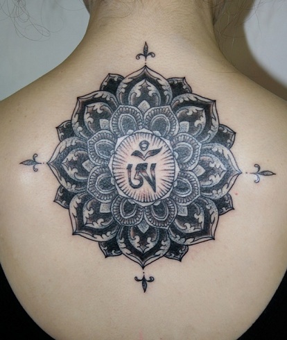 „Mandala“ ženklų tipo tatuiruotės dizainas