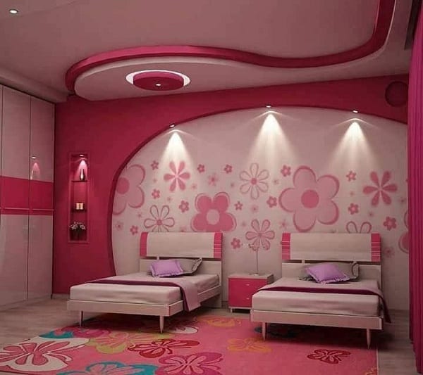 Naujausi lubų dizainai mergaičių miegamajame