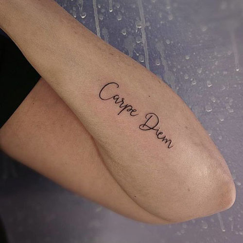 En İyi Carpe Diem Dövme Tasarımları 6