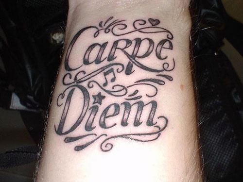 Carpe Diem Müzik Dövme