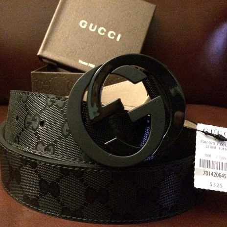 Šveičiantis Gucci diržas