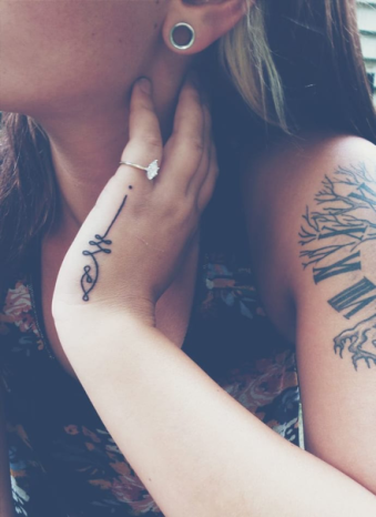 „Cool Hand Unalome“ tatuiruotė mergaitėms