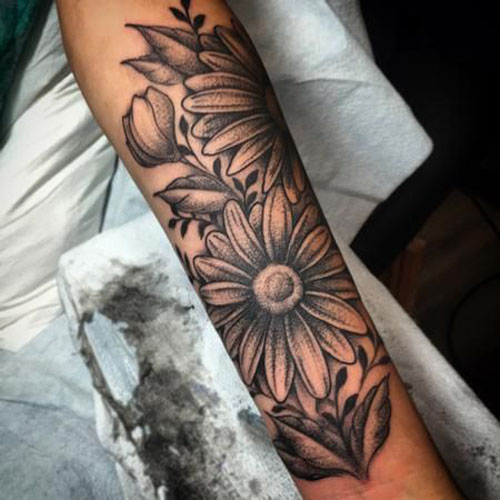 Geriausi Daisy tatuiruotės dizainai