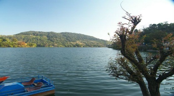 Asan Barrage vandens sporto kurortas - gražiausios Dehraduno vietos