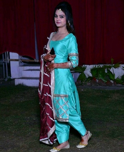 Pencap Partisi Salwar Kurta