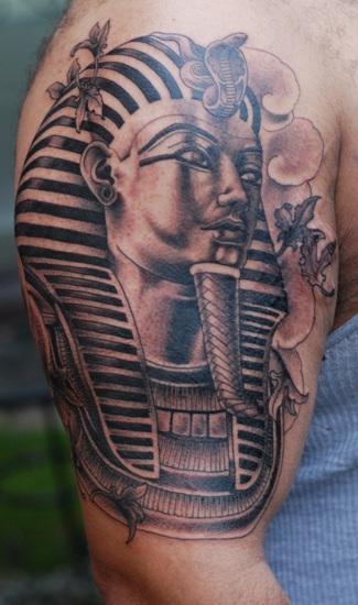 Egipto karaliaus tatuiruotė