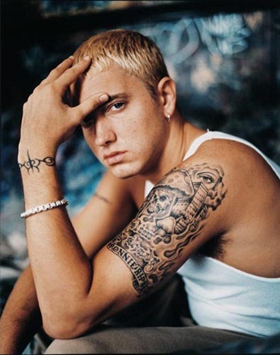 Eminemo akių tatuiruotė