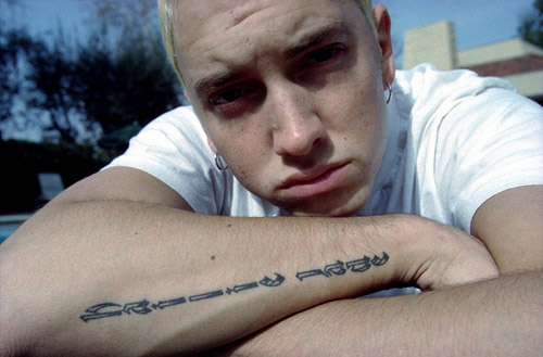 Eminemo dukters tatuiruotė