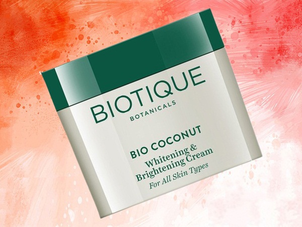 Biotique Bio Coconut balinantis ir šviesinantis kremas