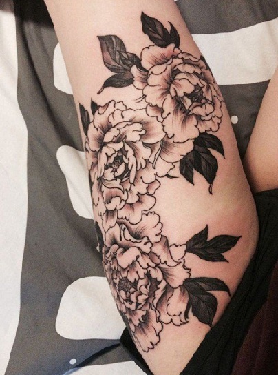 Japonų gėlių tatuiruotės