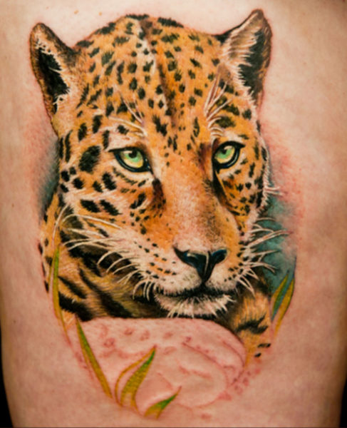 Majamio rašalo tigro veido tatuiruotė