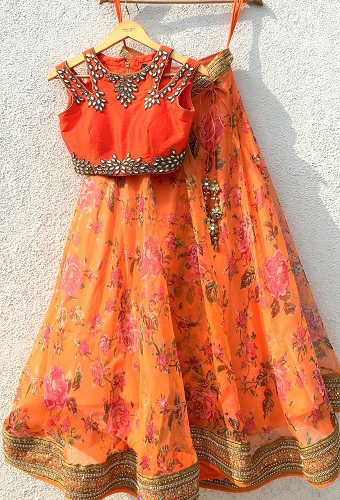 Turuncu Çiçek Lehenga