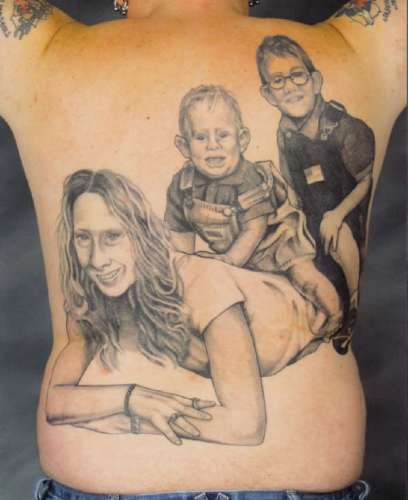 Nuolatinės šeimos portreto tatuiruotės