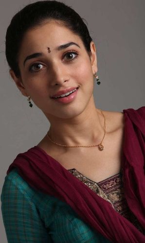 Makyajsız Tamanna Bhatia 2