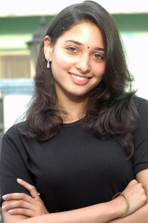 Makyajsız Tamanna Bhatia 3