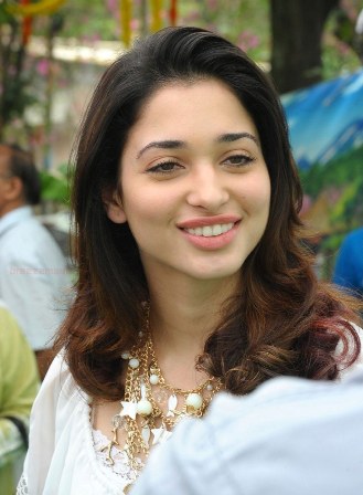 Makyajsız Tamanna Bhatia 6