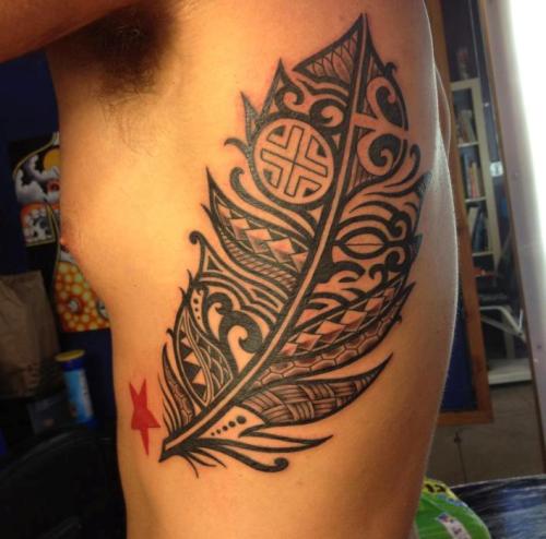 Plunksnų Samoa tatuiruotė