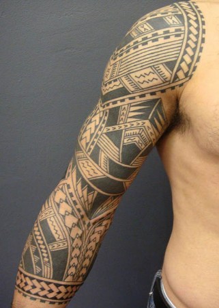 Samoa visos rankos tatuiruotė
