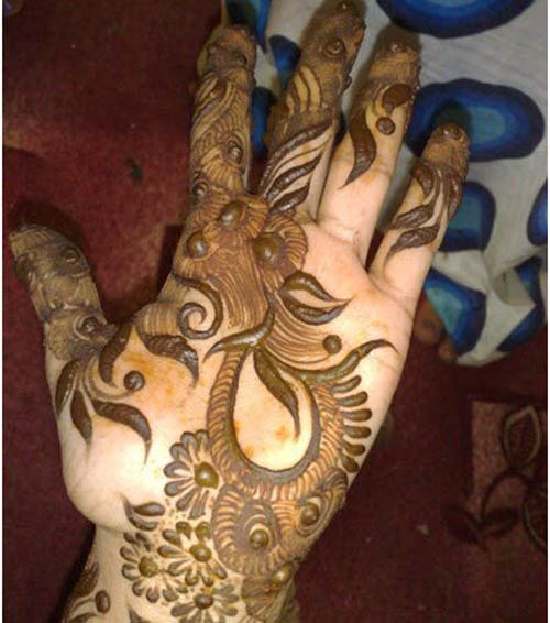 Arabų atspalvių mehndi dizainas