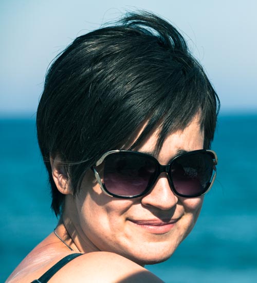 Yaşlı şişman yüzler için kısa saç kesimi