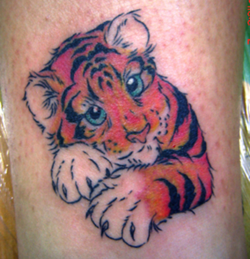 Kūdikių tigro tatuiruotės dizainas