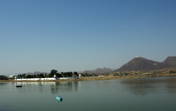 Fateh Sagar ežeras