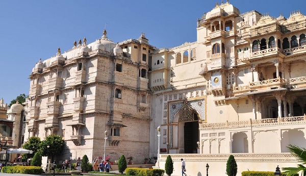 Udaipur'daki Şehir Sarayı Kompleksi tarihi yerleri