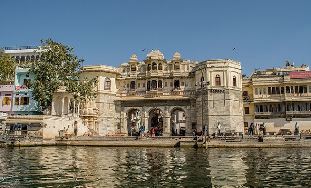 Bagore Ki Haveli udaipur'da gezilecek yerler