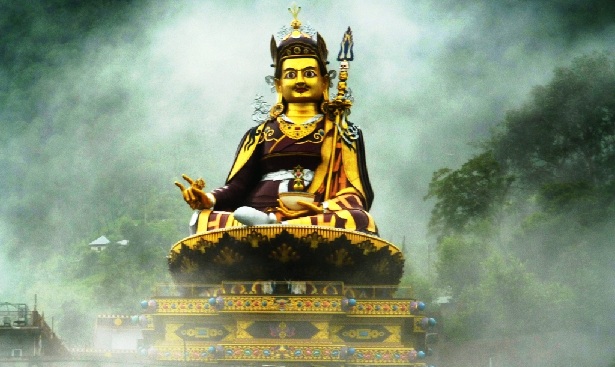 padmasambhava_sikkim-turist-yerler