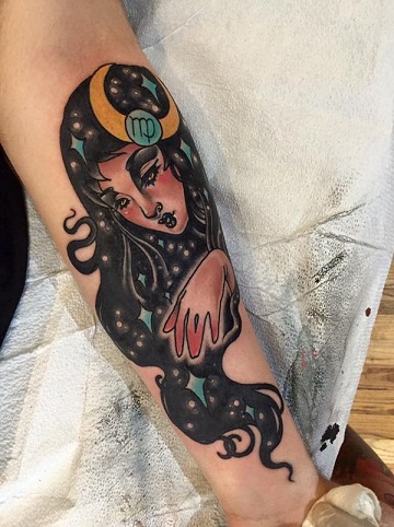 Mergelės deivės tatuiruotė