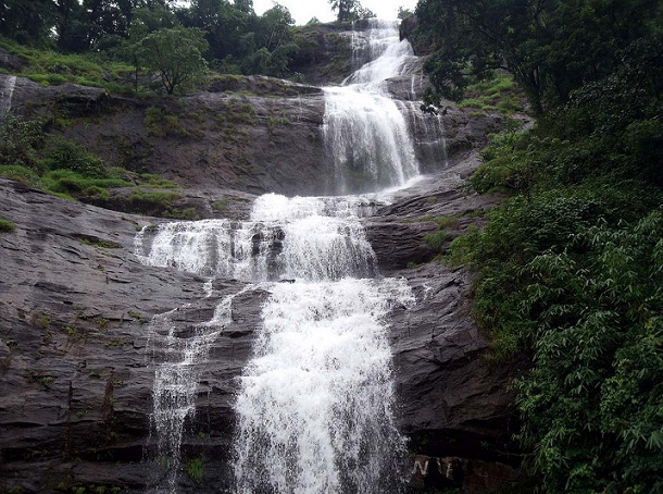 cheeyappara-waterfalls_munnar-tourist-places