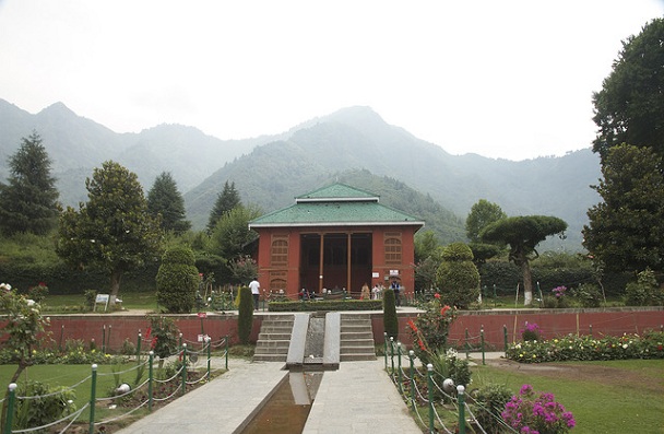 chashmashahi_kashmir-turist-yerler