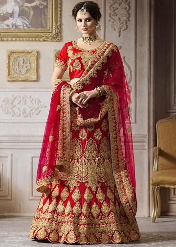 Lehenga raudonos spalvos palaidinė