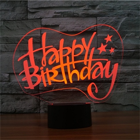 3D optinė iliuzija su gimtadieniu stalo lempa