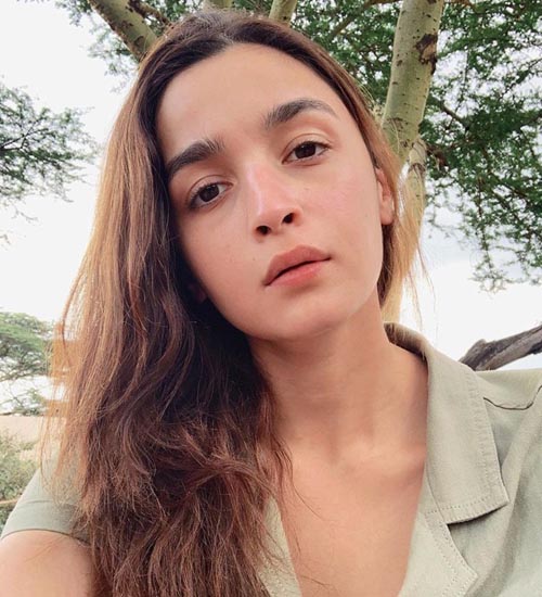 Alia Bhatt Makyajsız 12