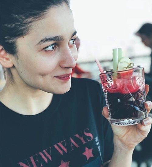 Alia Bhatt Makyajsız 5