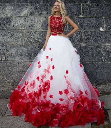 Balta ir raudona vestuvių suknelė