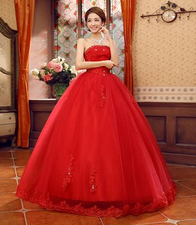 Raudona baliaus vestuvinė suknelė